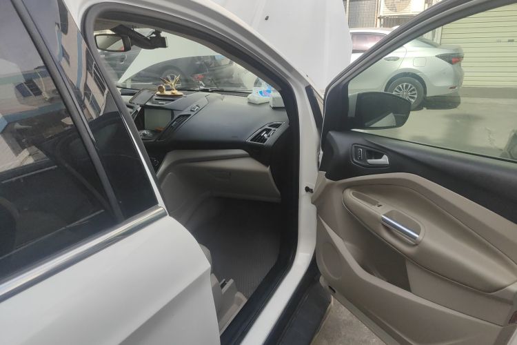 福特 翼虎 2015款 1.5L GTDi 四驱精英型局部细节9005