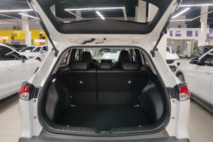 丰田 锋兰达 2024款 2.0L CVT领先版局部细节23