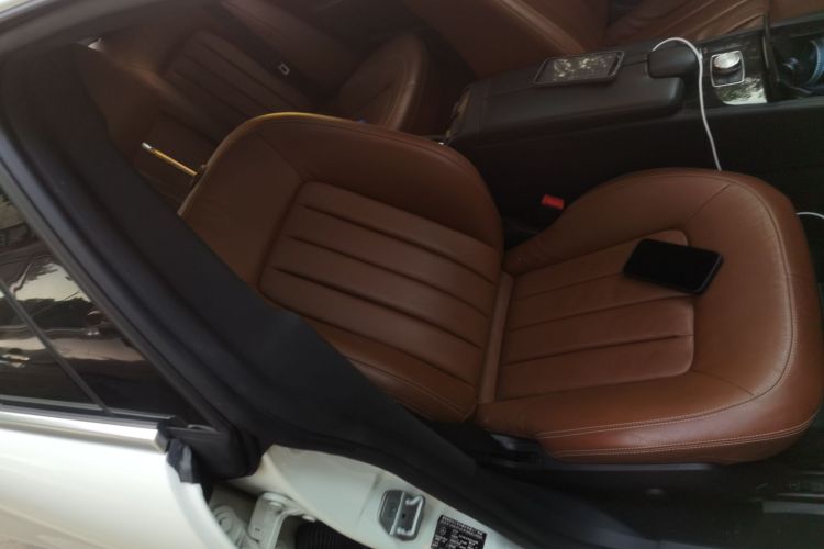 奔驰CLS 2015款 CLS 320局部细节41