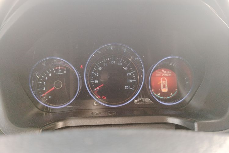 北汽幻速S5 2017款 1.3T 手动尊贵型中控内饰14