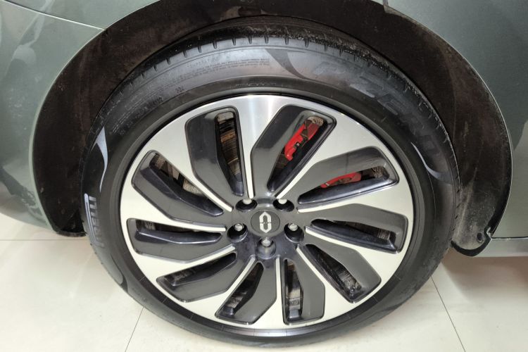 鸿蒙智行 问界M5 2022款 增程四驱旗舰版车身外观6008