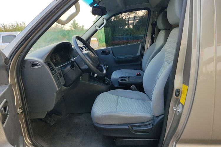 金杯 阁瑞斯 2016款 2.0L快运实用型中控内饰19