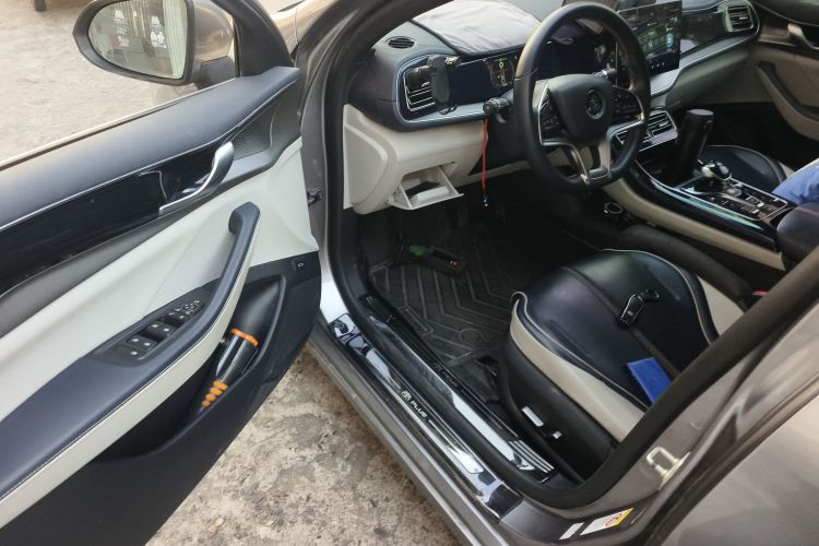 比亚迪 秦PLUS 2021款 EV 500KM 豪华型中控内饰20