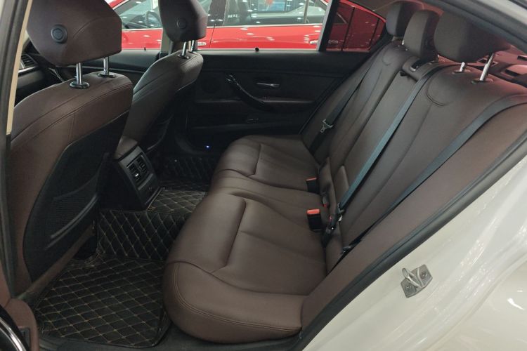 宝马3系 2018款 320Li 时尚型中控内饰21