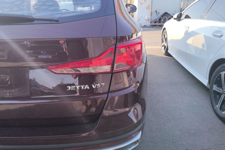 捷达VS7 2020款 1.4T 自动荣耀型车身外观9