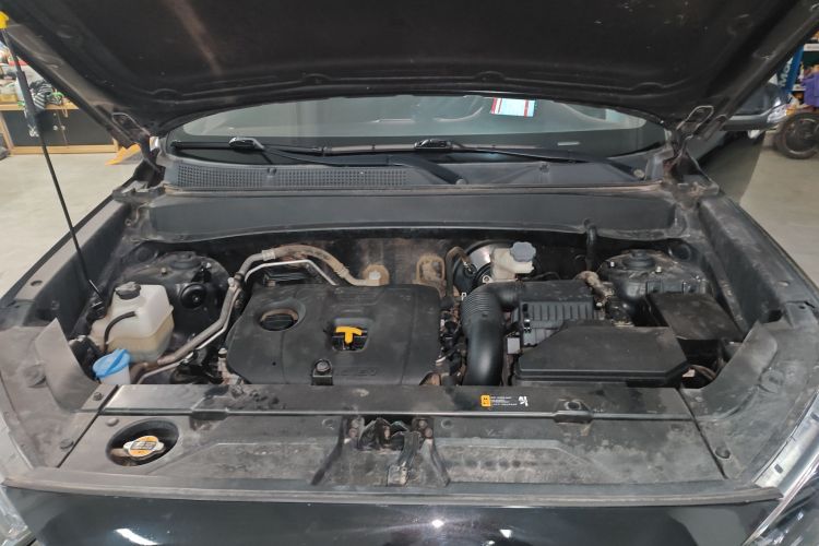 北京现代ix35 2019款 2.0L 自动两驱智勇·畅享版 国VI机舱底盘24