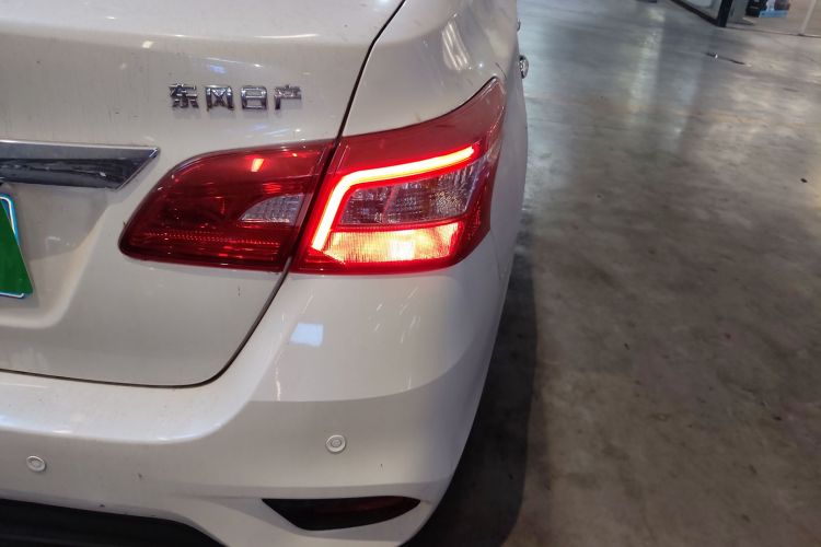 日产 轩逸 2024款 经典 1.6XE CVT舒适版车身外观6006