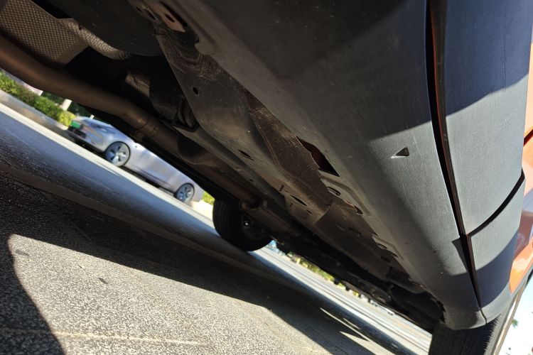 Jeep 自由侠 2019款 220T 自动领先版局部细节9002