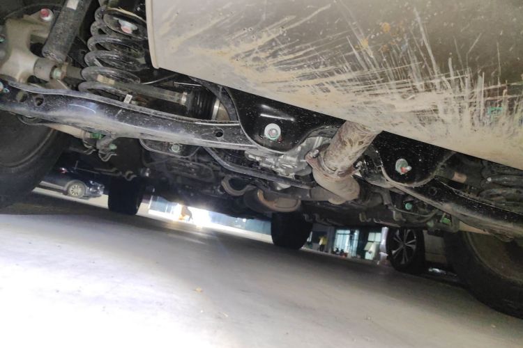 捷途旅行者 2023款 2.0T 四驱征服局部细节9009