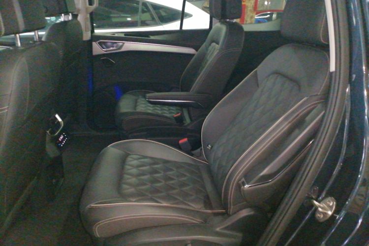 大众 揽境 2022款 530TSI 四驱旗舰胜境版Pro 6座中控内饰21