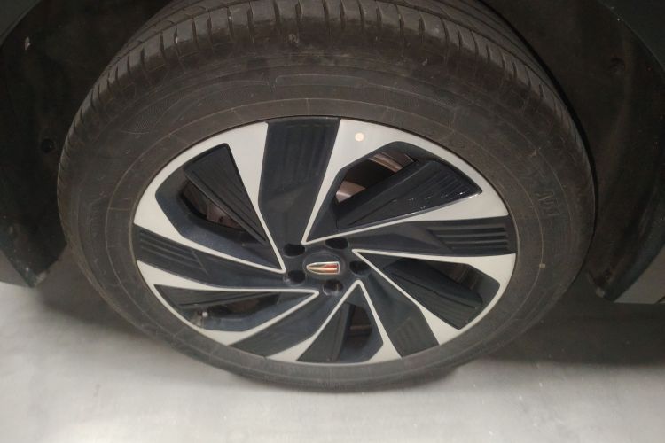 红旗HS7 PHEV 2024款 2.0T PHEV 两驱旗享版 7座车身外观6001