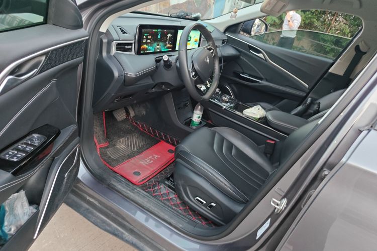 哪吒汽车 哪吒U 2022款 Pro 400 畅行版中控内饰20