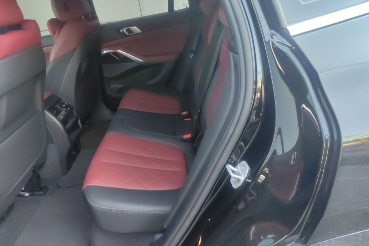 宝马X6 2023款 xDrive40i M运动套装中控内饰7004