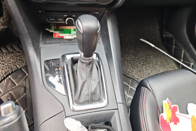 马自达3 昂克赛拉 2016款 三厢 1.5L 自动舒适型中控内饰18