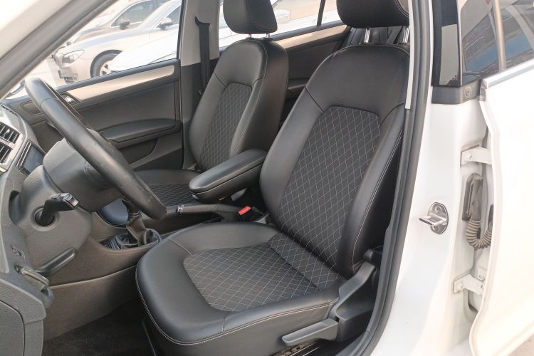 斯柯达 昕锐 2019款 1.5L 手动舒适版 国V局部细节19