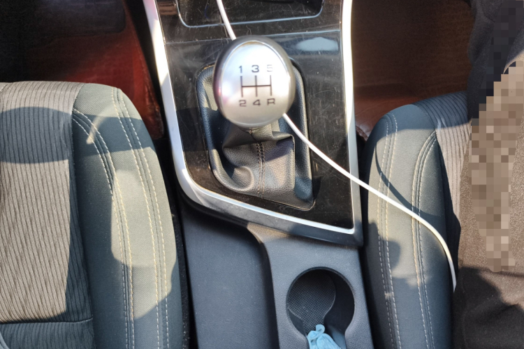 海马S5青春版 2018款 1.6L 手动精英型中控内饰18