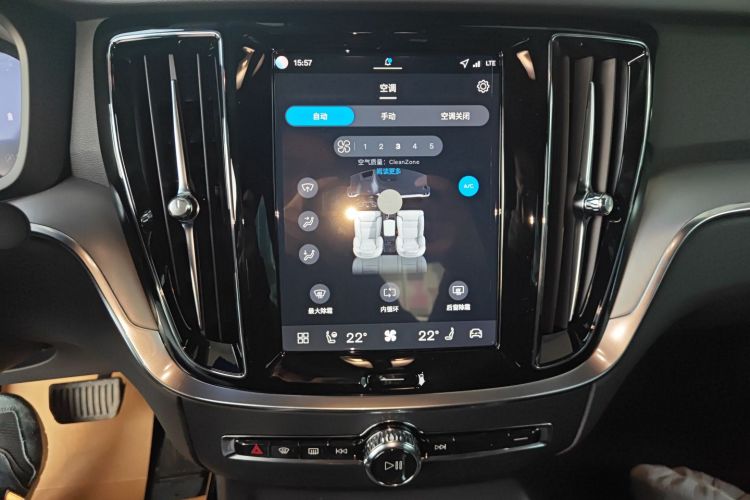 沃尔沃S60 2026款 B4 智逸豪华版中控内饰16