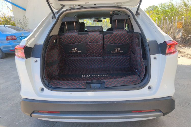 本田 缤智 2023款 1.5L CVT精英版机舱底盘23