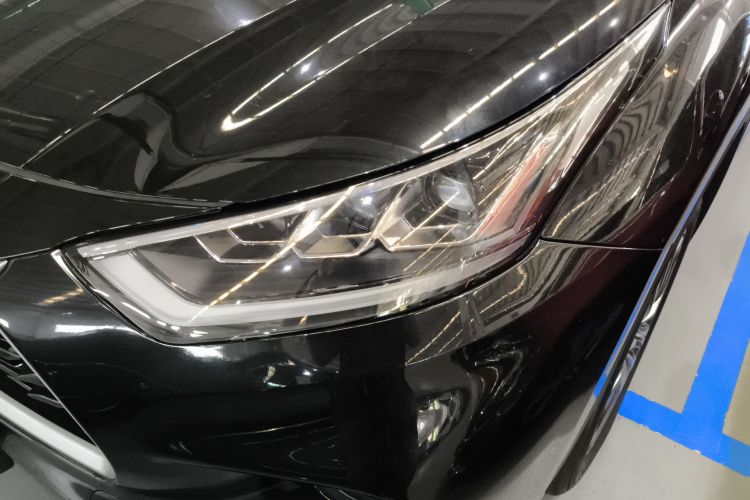 丰田 汉兰达 2023款 2.5L智能电混双擎两驱尊贵版 7座车身外观36