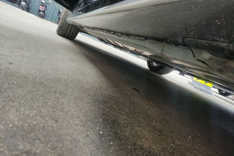 奔驰C级 2017款 改款 C 180 L 时尚型运动版局部细节9002