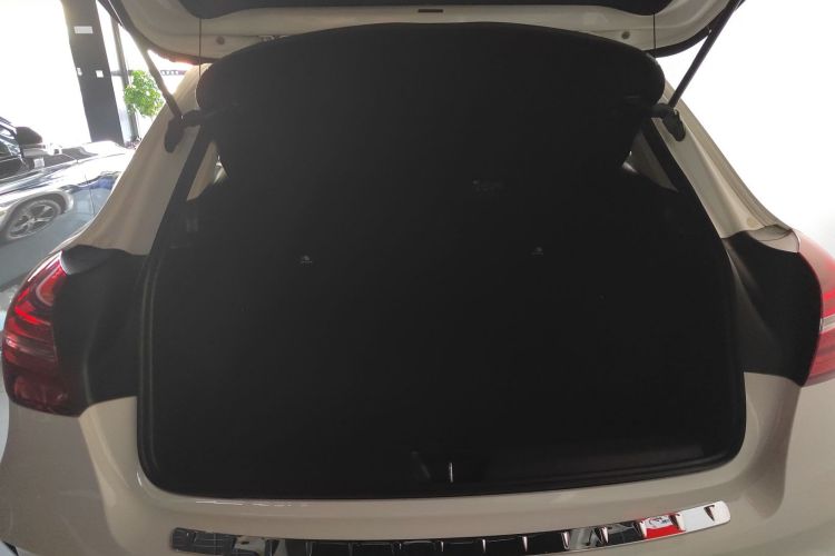 奔驰GLA 2019款 GLA 200 时尚型局部细节23