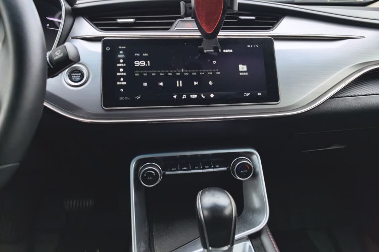 吉利汽车 缤瑞 2019款 200T DCT缤致版中控内饰16