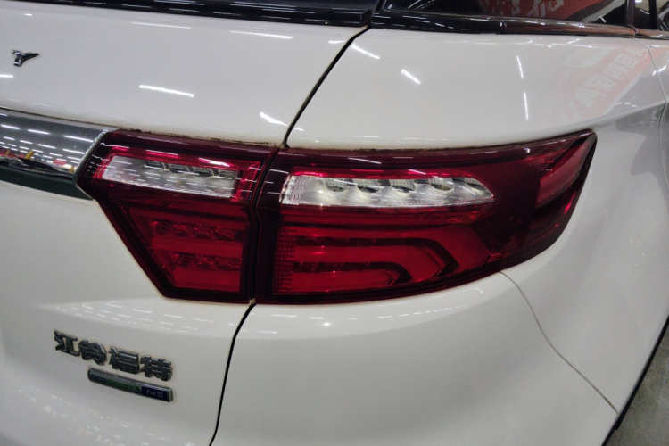 福特 领界 2019款 EcoBoost 145 CVT精领型 国VI车身外观6006