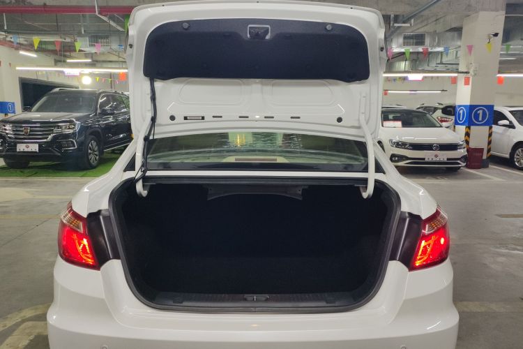 长安 逸动 2016款 1.6L 自动风尚型机舱底盘23