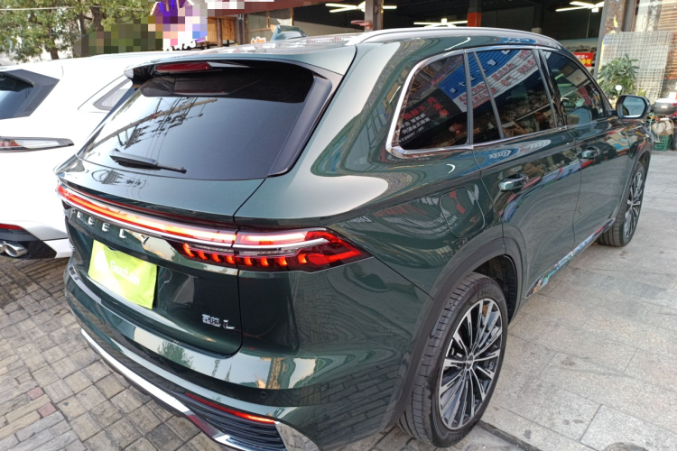 吉利汽车 星越L 2025款 东方曜 2.0TD 自动揽星版车身外观7