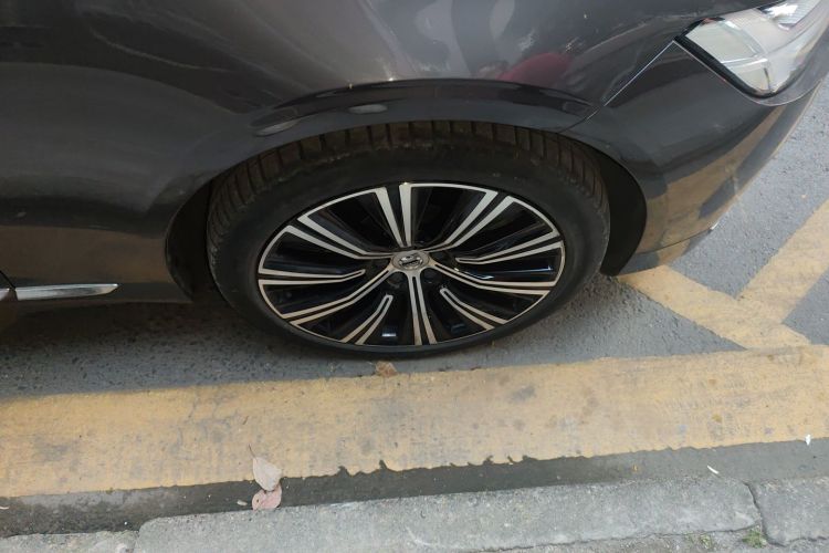 沃尔沃S90 2022款 B5 智远豪华版车身外观10