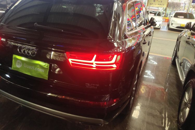 奥迪Q7（平行进口） 车身外观6006