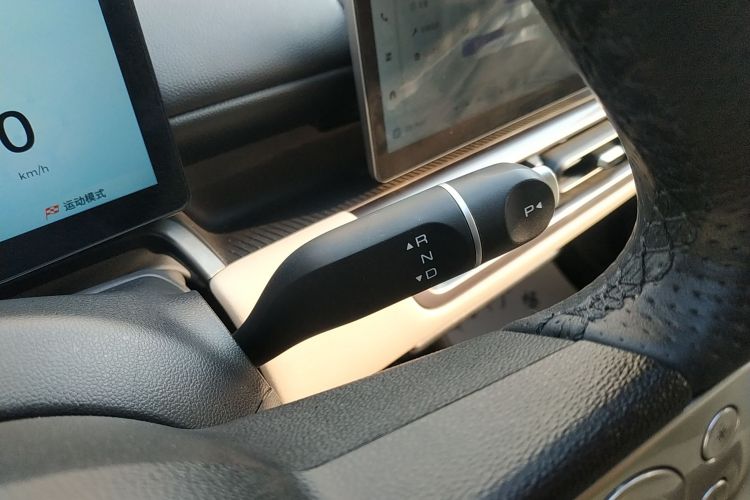 五菱汽车 五菱缤果PLUS 2024款 510km 旗舰版 四座版中控内饰18