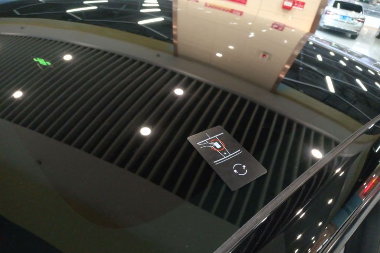 特斯拉 Model Y 2022款 改款 后轮驱动版局部细节57