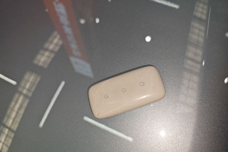 吉利银河 银河L6 2025款 EM-i 140km 星舰版中控内饰11