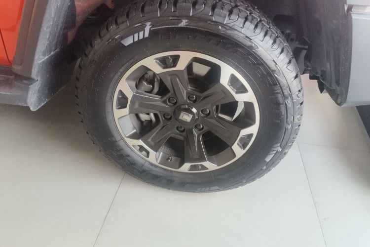 坦克300新能源 2025款 Hi4-T车身外观10