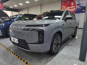 腾势N8L 2025款 旗舰型