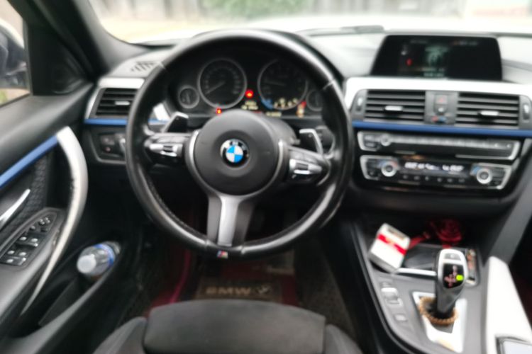 宝马3系 2018款 320i M运动套装局部细节13