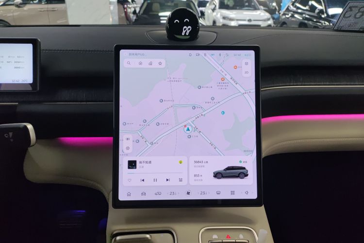 蔚来ES6 2023款 75kWh中控内饰16