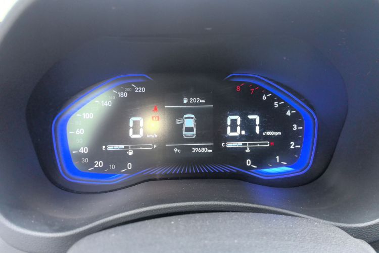 现代 悦纳 2020款 1.4L 手动GLS炫酷版中控内饰14