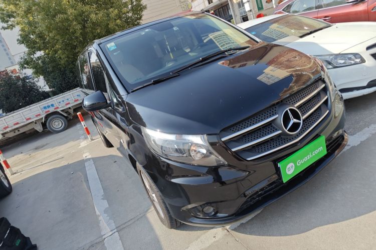 奔驰 威霆 2018款 2.0T 精英版 7座 国V车身外观6002