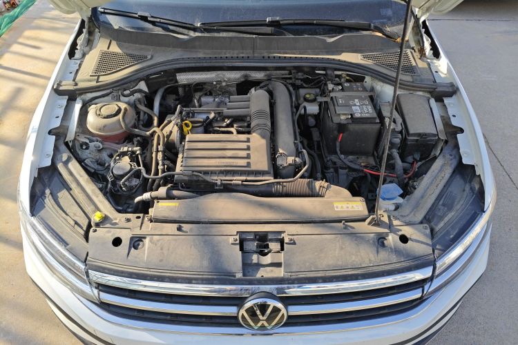 大众 宝来 2024款 200TSI DSG畅行版机舱底盘24