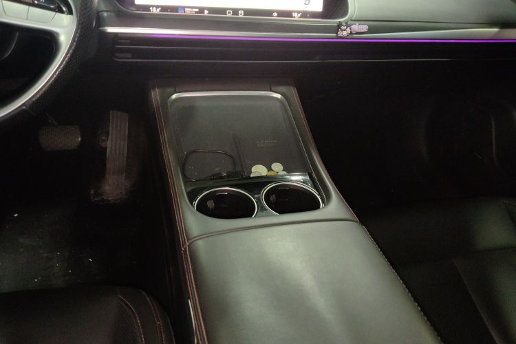 小鹏P7 2023款 P7i 702 Pro局部细节18