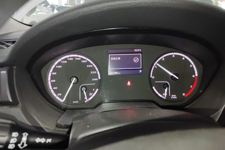 观致3 2018款 三厢 1.6L 自动领先型局部细节14