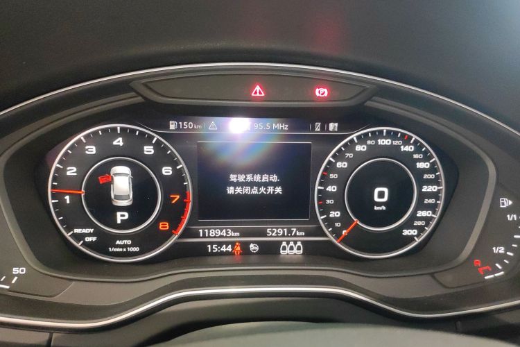 奥迪Q5L 2018款 45 TFSI 尊享时尚型 国VI中控内饰14