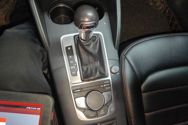 奥迪A3 2019款 Limousine 35 TFSI 进取型 国V局部细节18