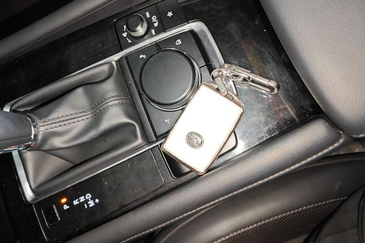 马自达3 昂克赛拉 2021款 2.0L 自动质雅版中控内饰11