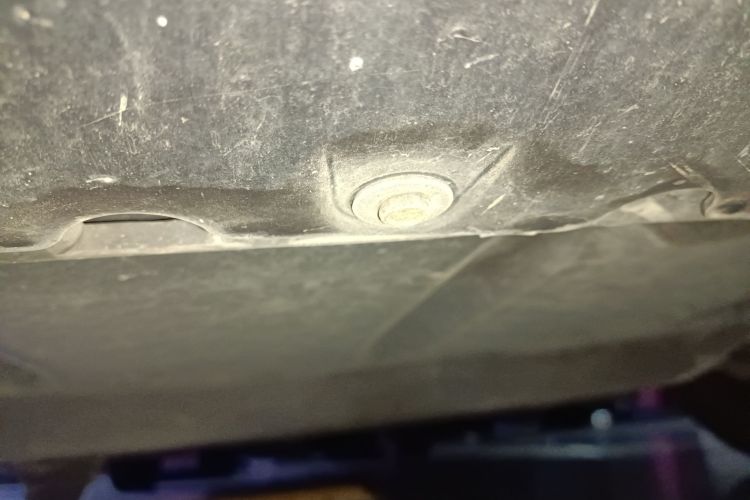 宝马3系 2022款 改款 325Li M运动套装局部细节9008