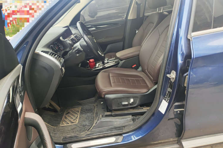 宝马X3 2018款 xDrive25i 豪华套装 国V中控内饰19