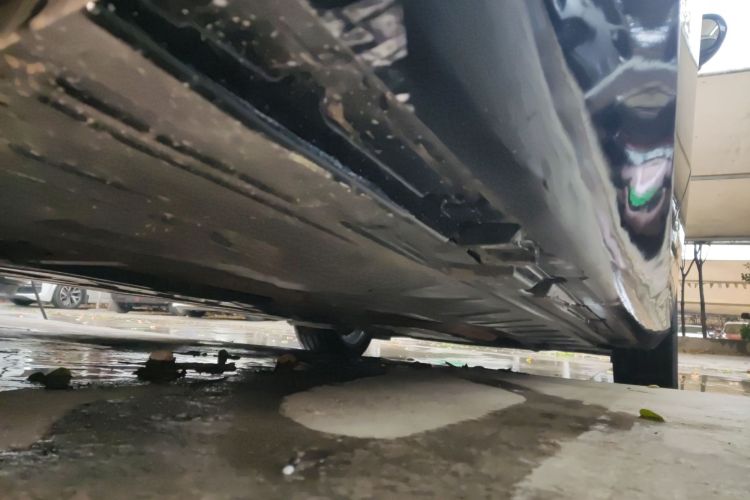 奔驰E级 2023款 E 300 L 豪华型局部细节9001