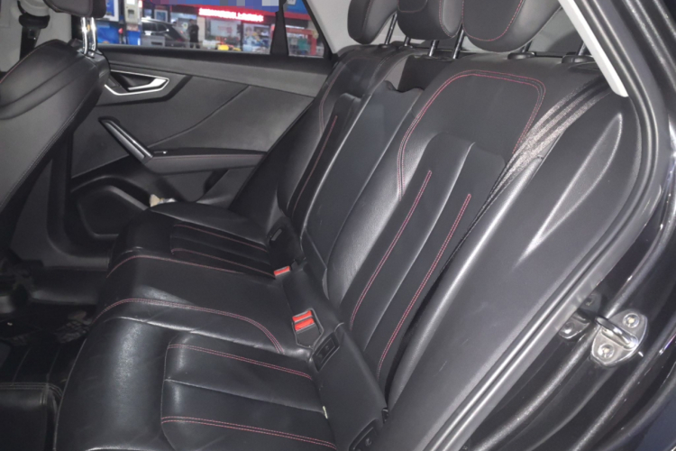 奥迪Q2L 2022款 35 TFSI 进取动感型中控内饰21